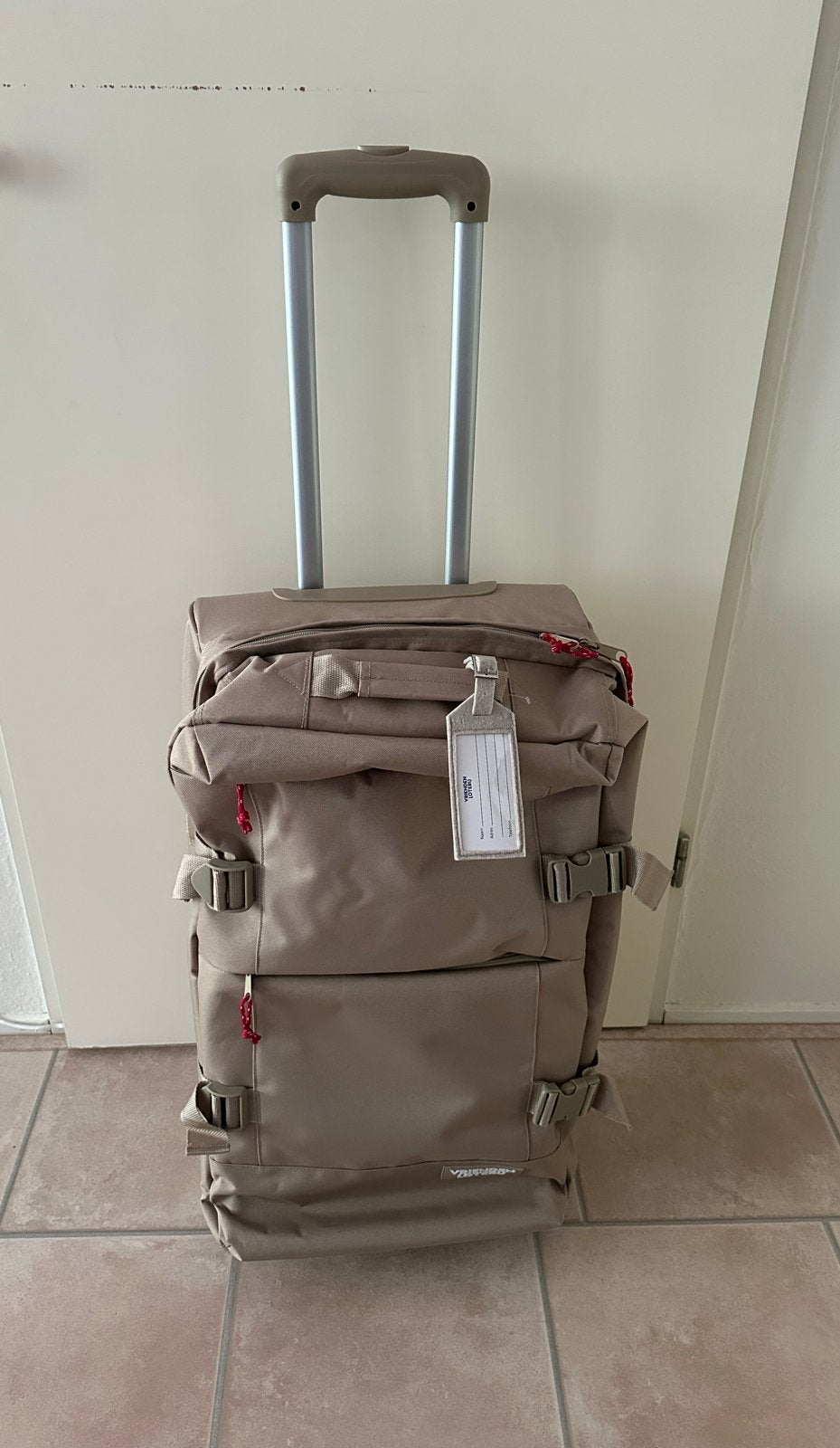 Reistrolley met wieltjes en uitschuifbare handgreep nieuw!, Ophalen, Nieuw, Beige, Uitschuifbare handgreep