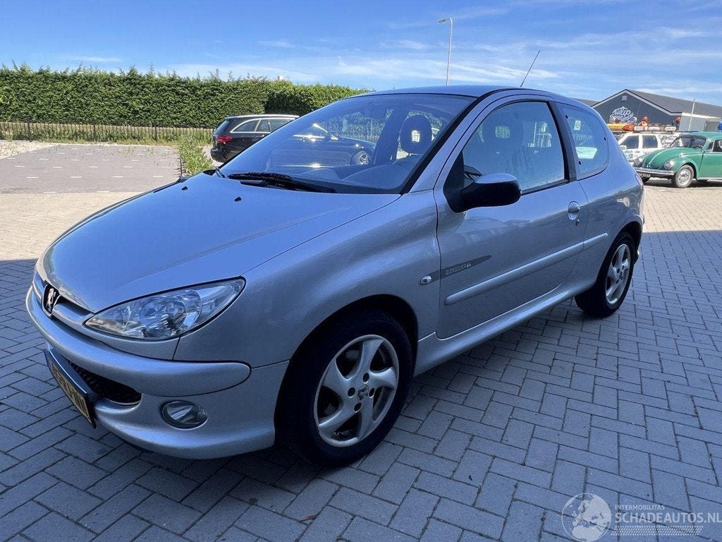Peugeot 206 1.4-16V Quiksilver 112.818 KM! (bj 2005), Auto diversen, Schadeauto's, Webaccessibility@stellantis.com, 1360 cc, Stellantis N.V.