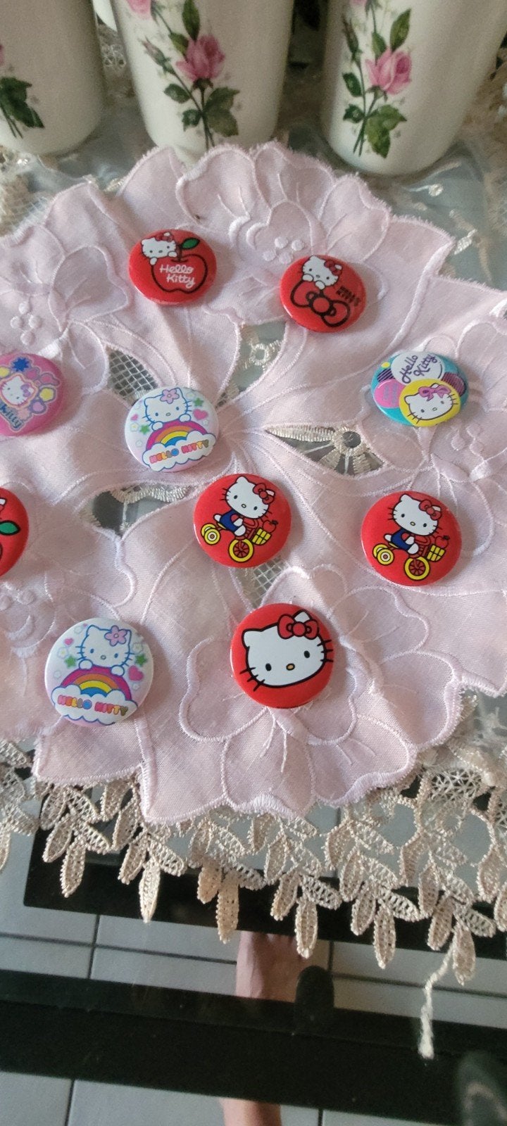 Set van 10  Hello Kitty Speldjes / Badges, Ophalen of Verzenden, Nieuw