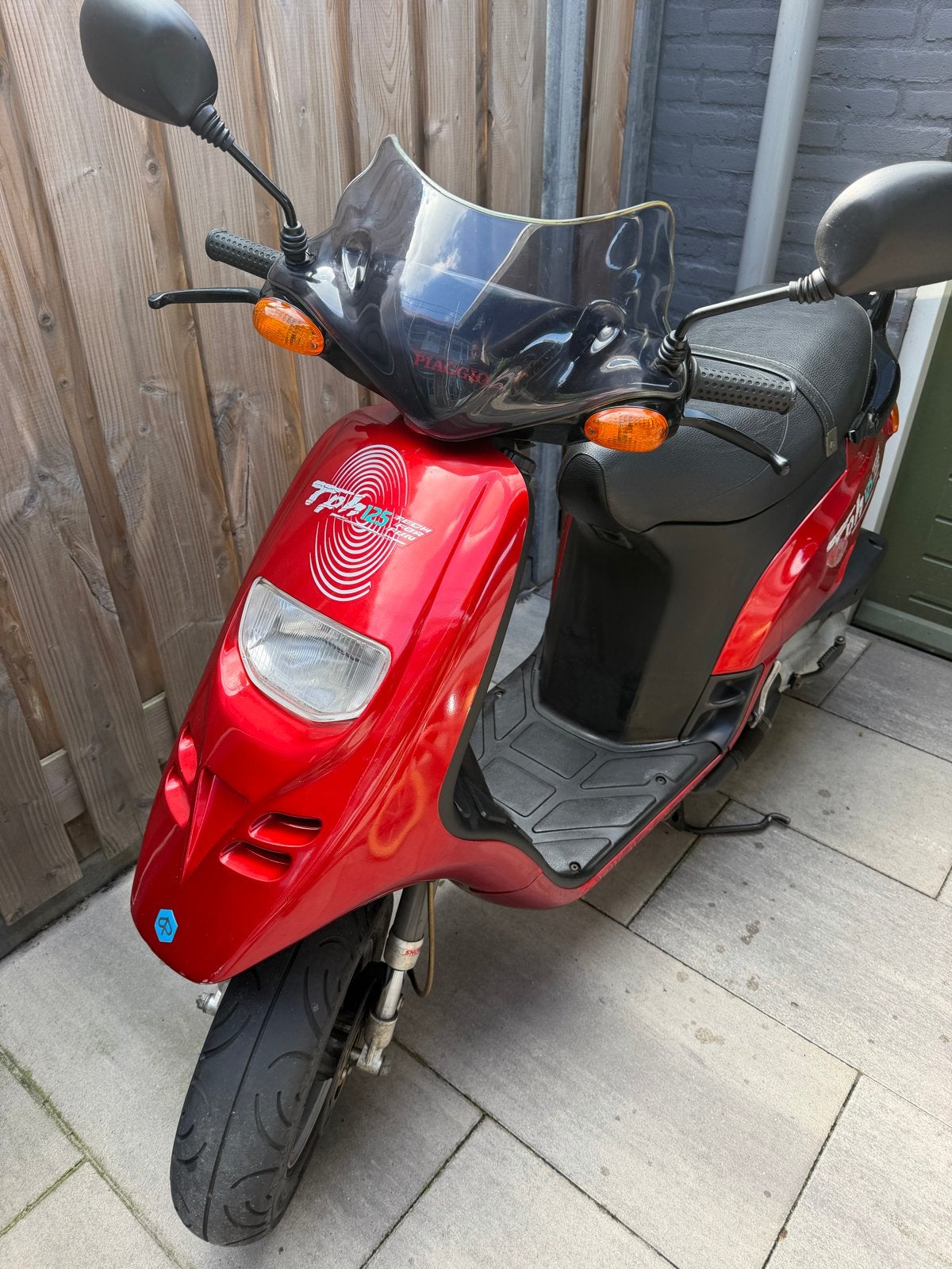 Piaggio TPH 125 Tech for Fun Scooter 125CC NL Kenteken, Fietsen en Brommers, Ophalen, Gebruikt, Overige typen, Piaggio