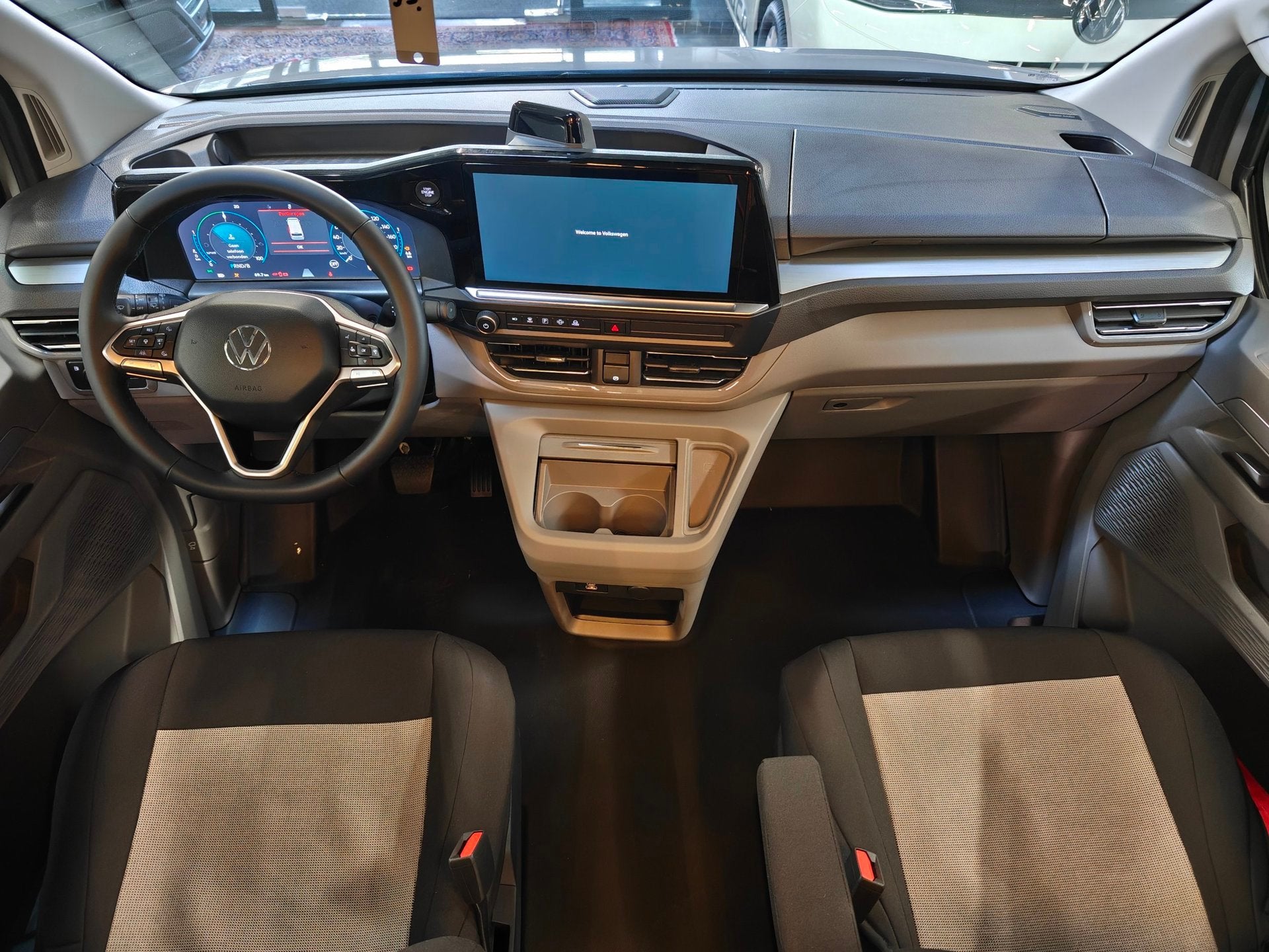 SpaceCamper Classic+ Caravelle Life VW 2.5 eHYBRID 233PK, Caravans en Kamperen, Buscamper of Camperbus, Airconditioning, Bedrijf