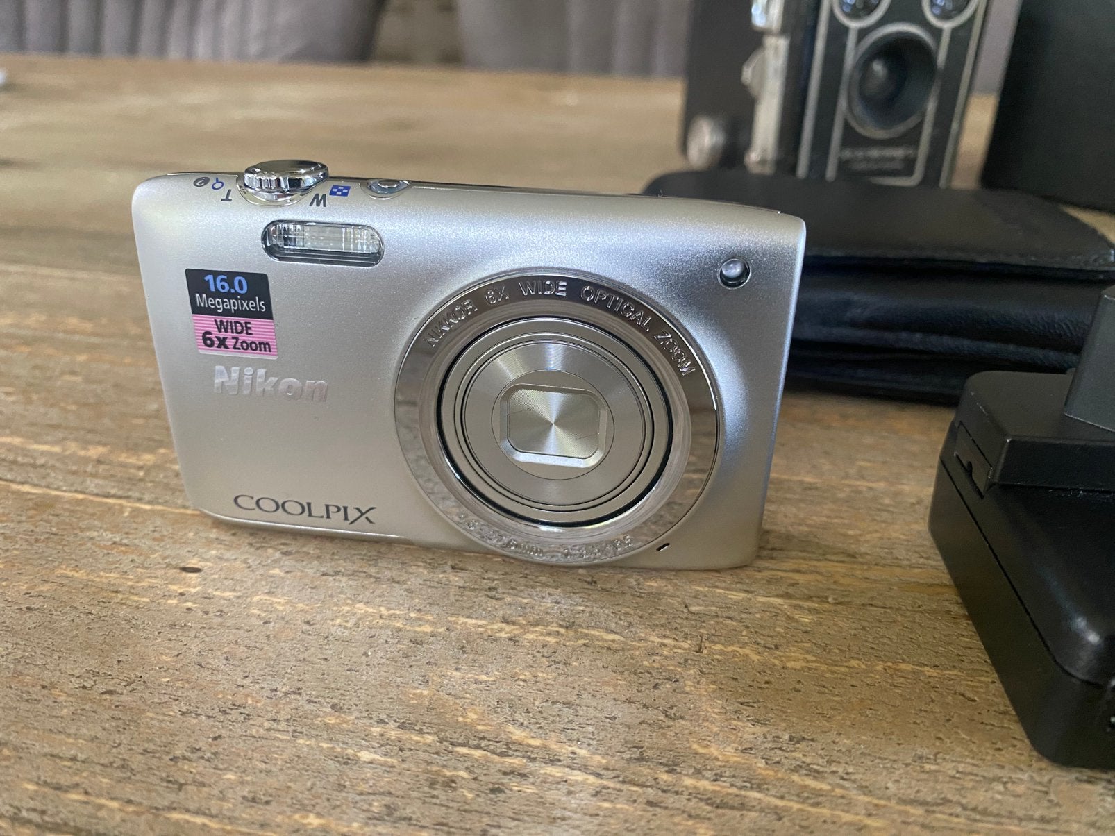 Nikon coolpix S2700 z.g.a.n. compleet, 16 megapixels, Ophalen of Verzenden, Zo goed als nieuw, Compactcamera