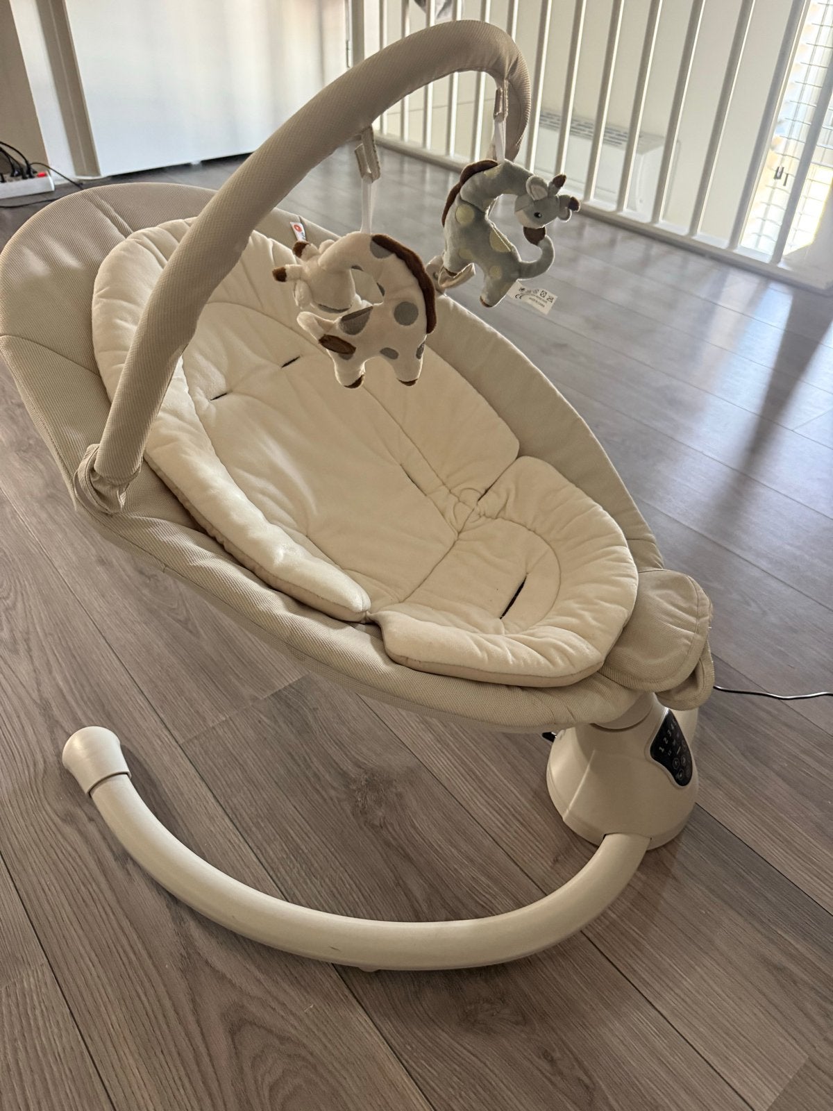 Comfortabele Wipstoel met Muziek en beweging, Kinderen en Baby's, Wipstoeltjes, Wipstoel, Ophalen, Overige merken, Met gordel(s) of riempje(s)