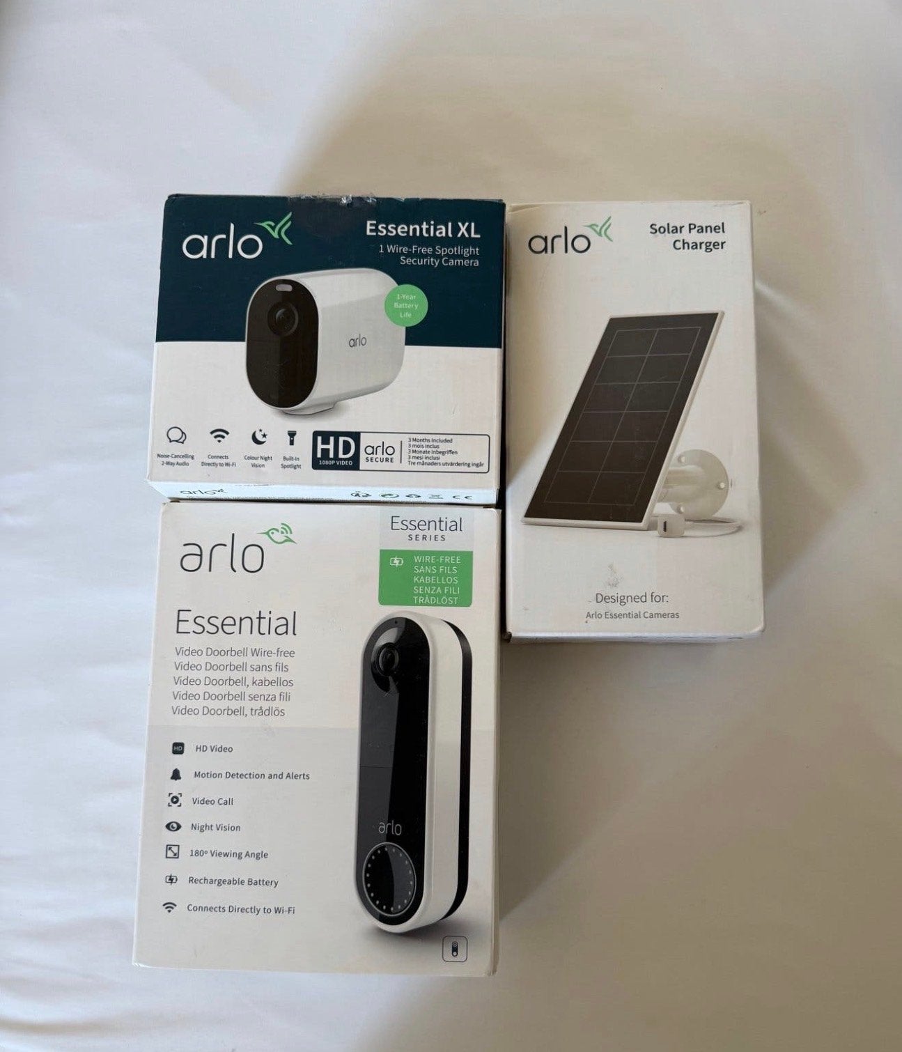 Nieuwe Arlo Essential XL camera, zonnepaneel en deurbel, Audio, Tv en Foto, Ophalen, Nieuw, Buitencamera