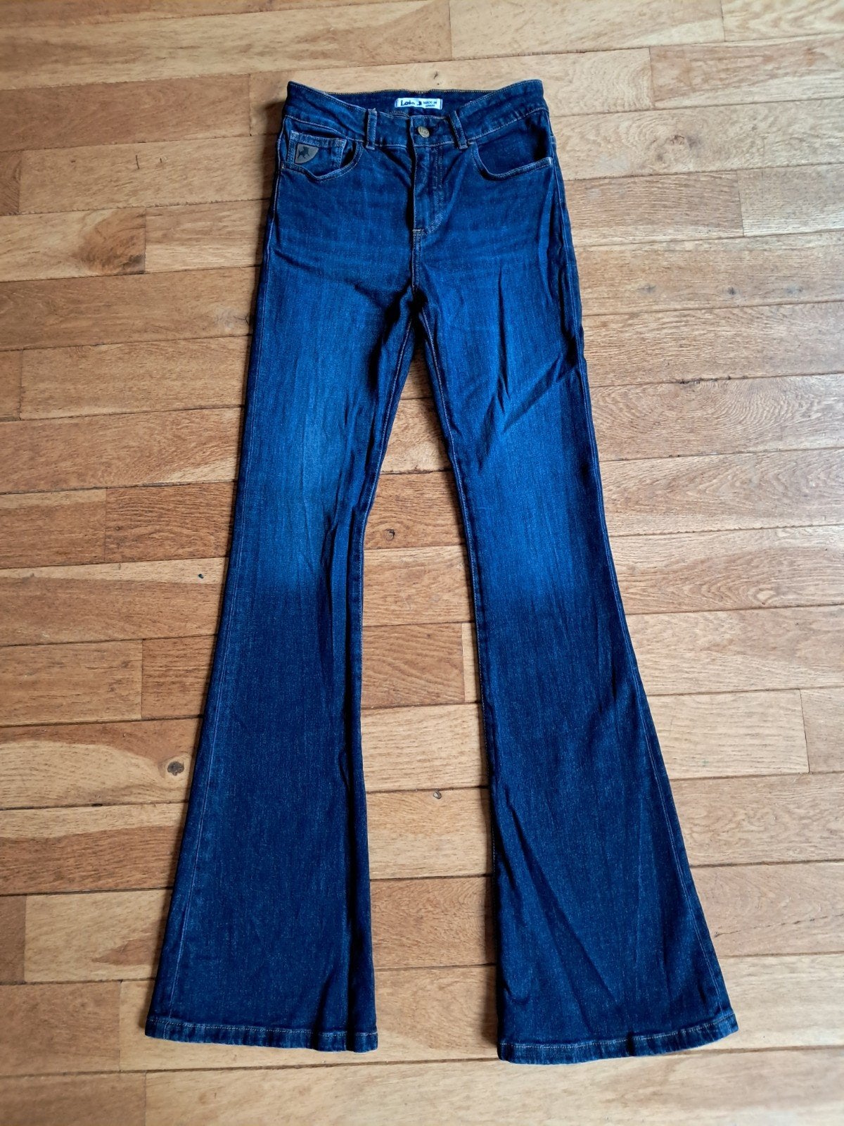 Spijkerbroek Lois high-rise flare W27 L34, Blauw, Nieuw, Ophalen of Verzenden, Lois