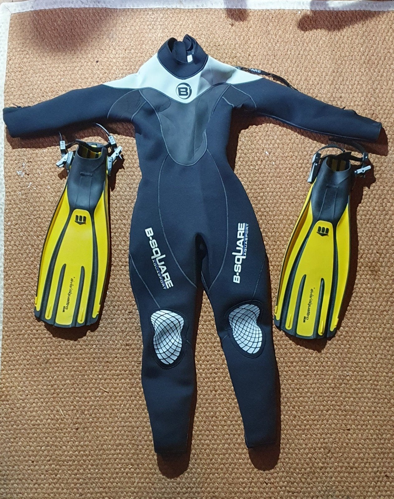 Duikpak B-Square Aquasport met vinnen en schoenen maat 38, Watersport en Boten, Ophalen of Verzenden, Gebruikt, Duikpak