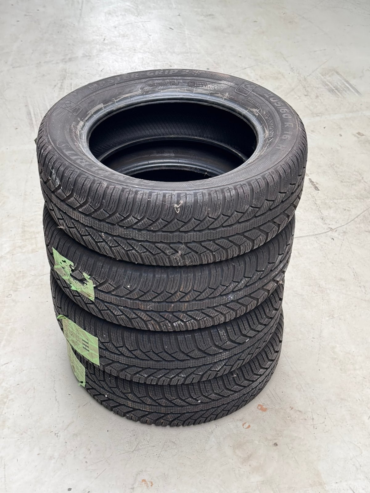 Winterbanden 205/60R16 SEMPERIT Prima profiel!, Auto-onderdelen, Ophalen, Gebruikt, 16 inch, Band(en)