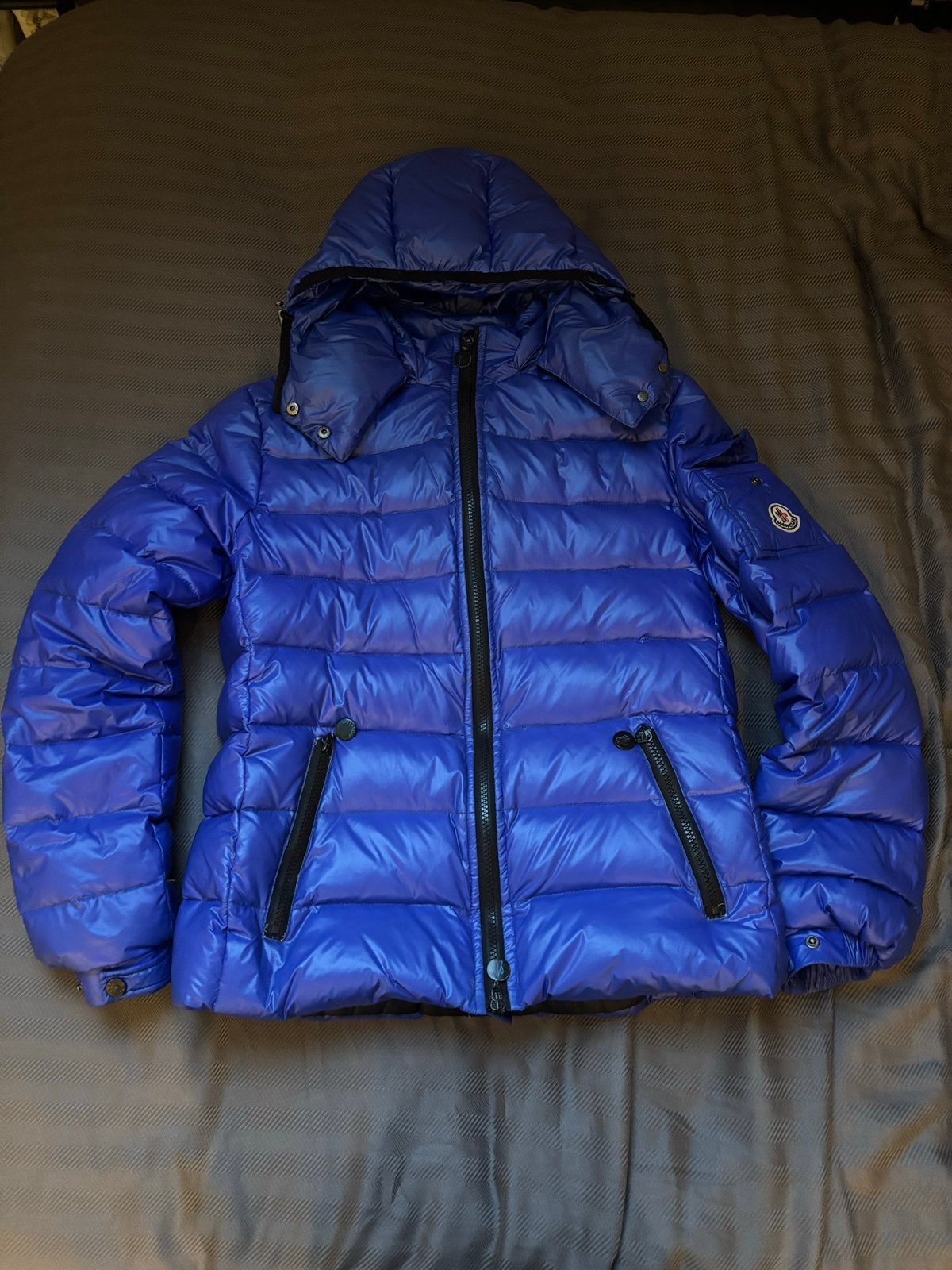 Moncler Puffer Jas - Levendig Blauw - Maat M, Ophalen of Verzenden, Zo goed als nieuw, Maat 36 (S), Blauw