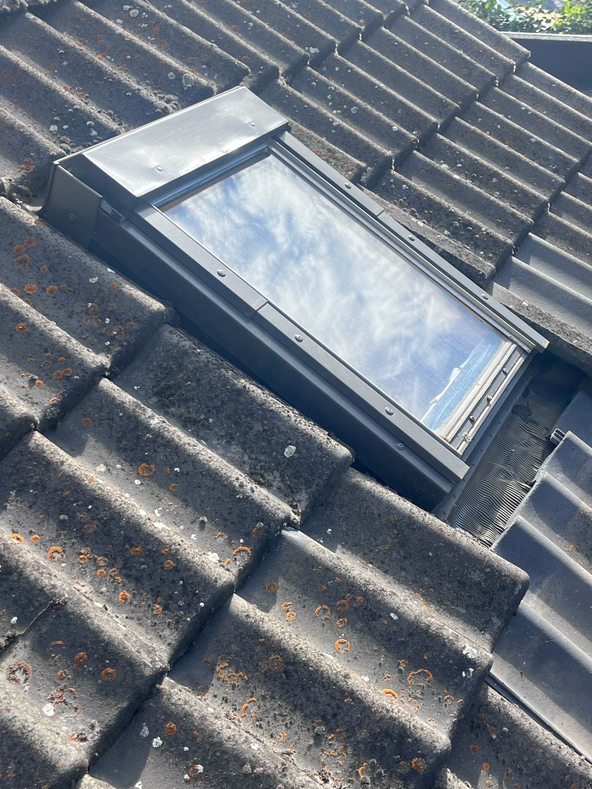 2 gebruikte Velux dakramen - GGL 102 3000, Doe-het-zelf en Verbouw, Ophalen, Gebruikt, Dakraam, Minder dan 80 cm