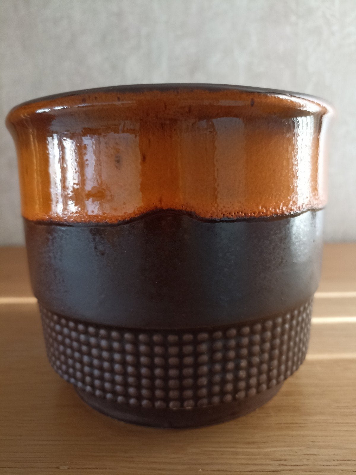 Vintage bloempot bruin/oranje - Aardewerk, Tuin en Terras, Gebruikt, Rond, Ophalen of Verzenden, Binnen