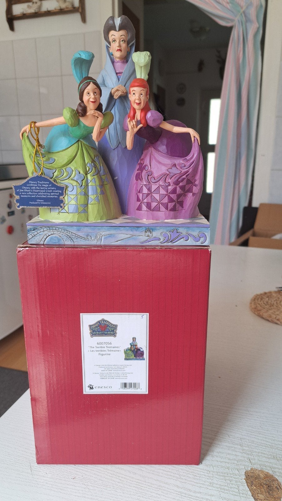 Disney Traditions Assepoester: De Verschrikkelijke Tremaines, Ophalen, Zo goed als nieuw