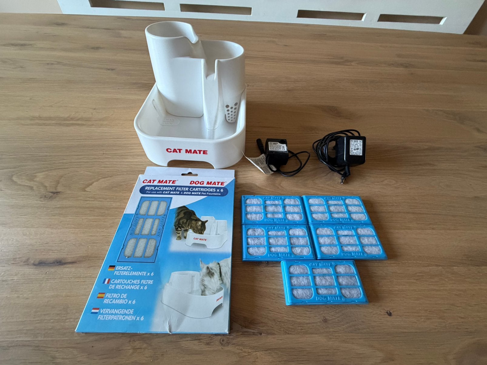 Drinkfontein van pet mate, gebruikt + 5 nieuwe filters., Ophalen of Verzenden, Gebruikt