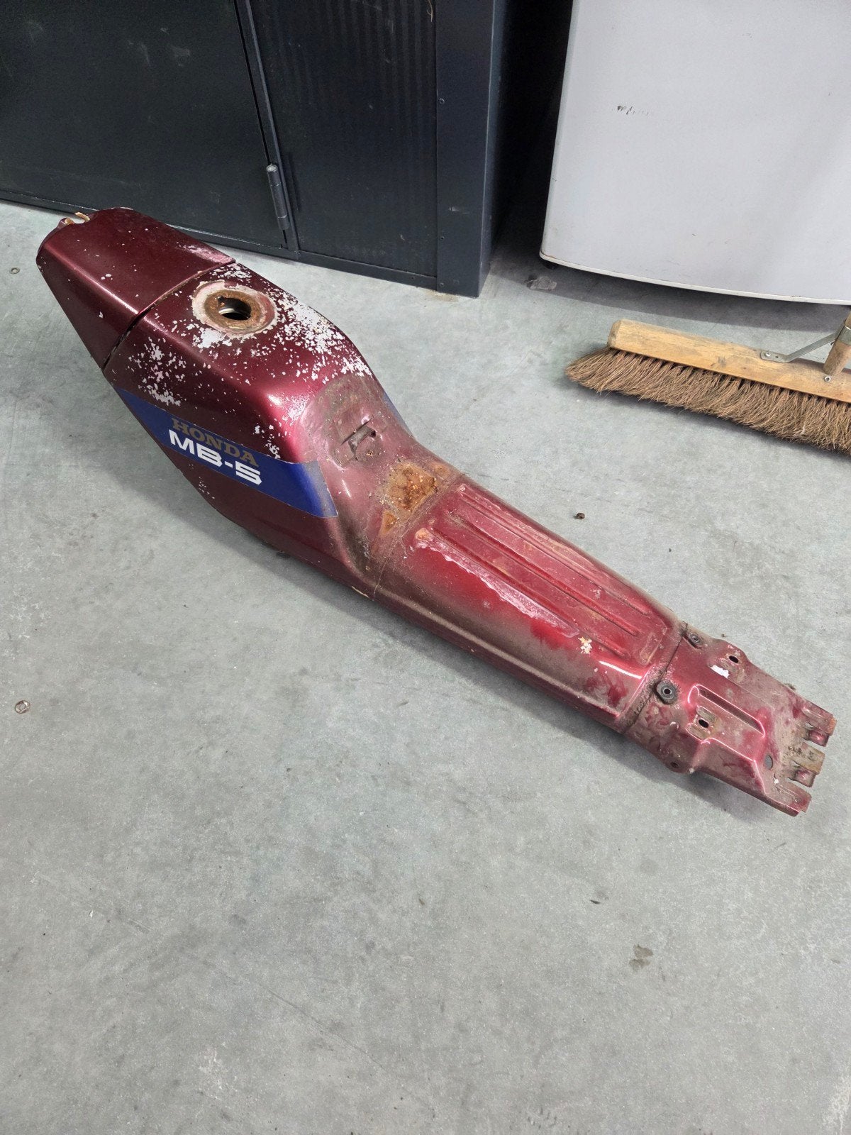 Tank Honda mb5 mb8, Fietsen en Brommers, Ophalen of Verzenden, Gebruikt, Tank, Overige merken