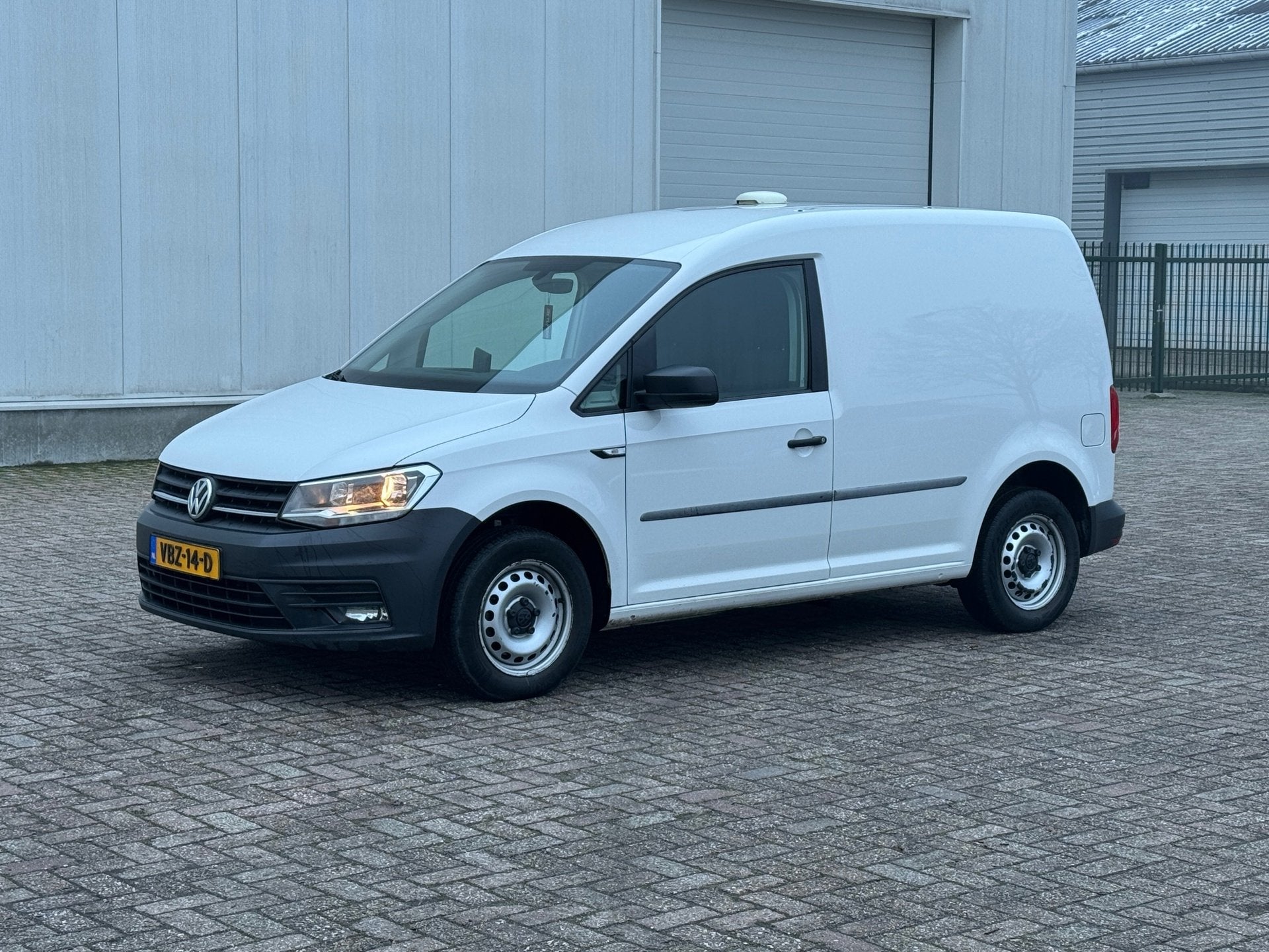 Volkswagen Caddy 2.0 TDI L1H1 BMT Comfortline, Voorwielaandrijving, Stof, Gebruikt, 4 cilinders