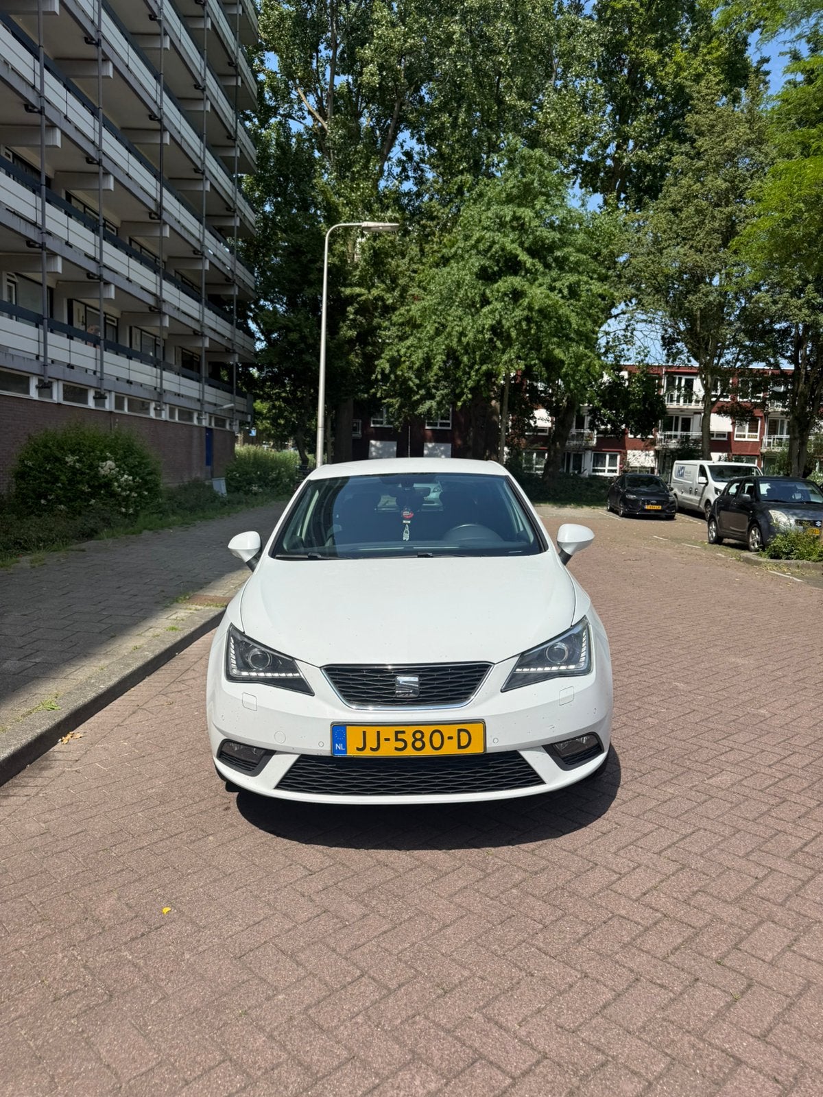 Seat Ibiza 1.0 TSI 70KW 5DRS 2016 Wit, Voorwielaandrijving, 40 €/maand, Zwart, Origineel Nederlands