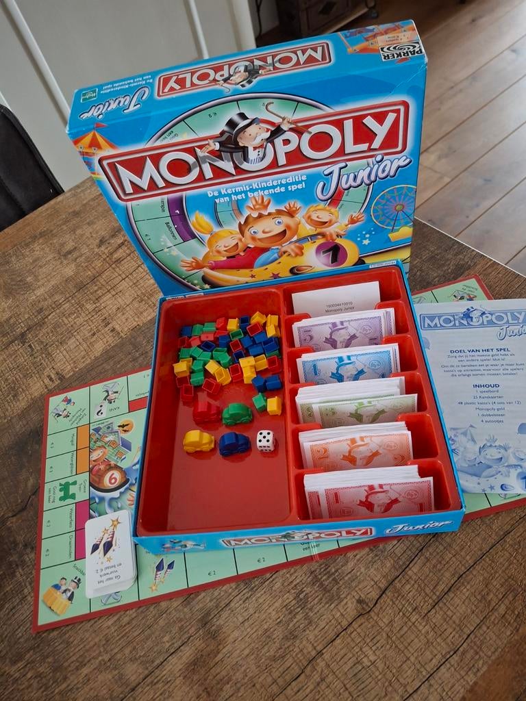 Monopoly junior kermis, Hobby en Vrije tijd, Gezelschapsspellen | Bordspellen, Ophalen of Verzenden