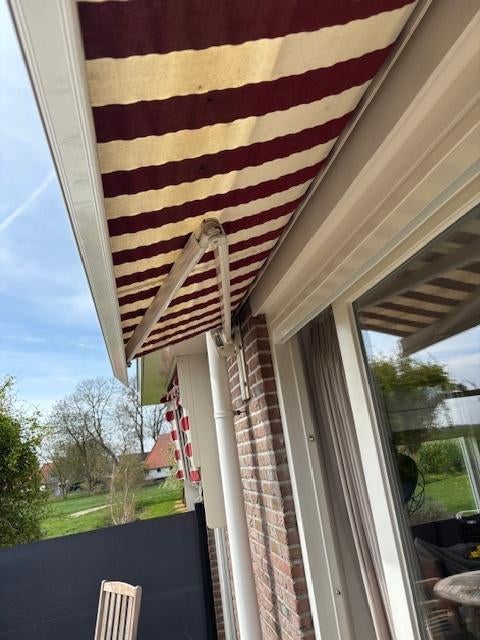 zonnescherm, Tuin en Terras, Zonneschermen, Gebruikt, Knikarmscherm, 150 tot 300 cm, 250 cm tot 450 cm, Elektrisch, Ophalen of Verzenden