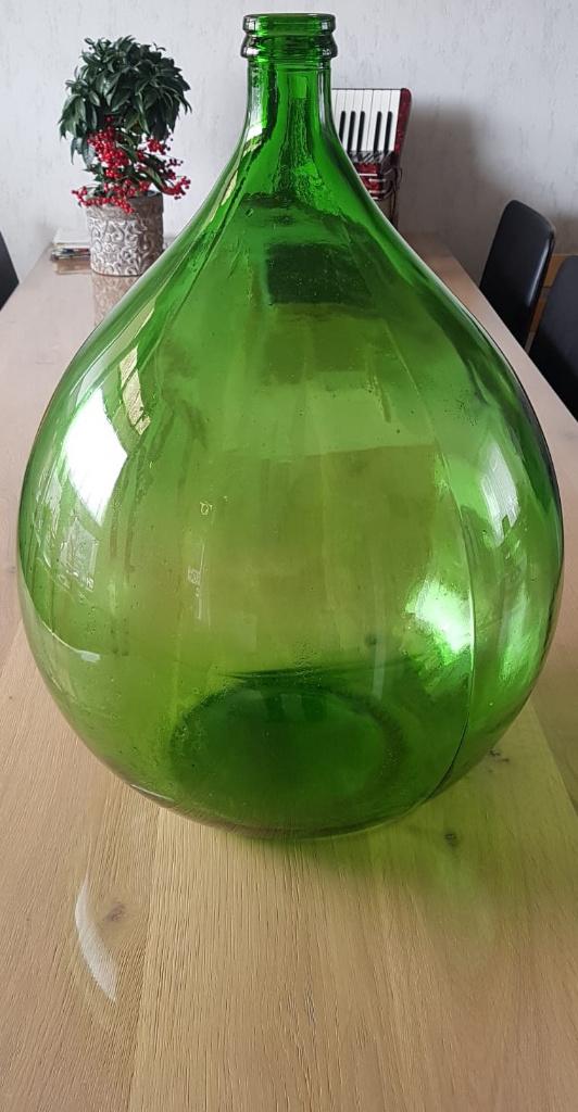 Mooie Toscaanse wijn buikfles te koop., Ophalen