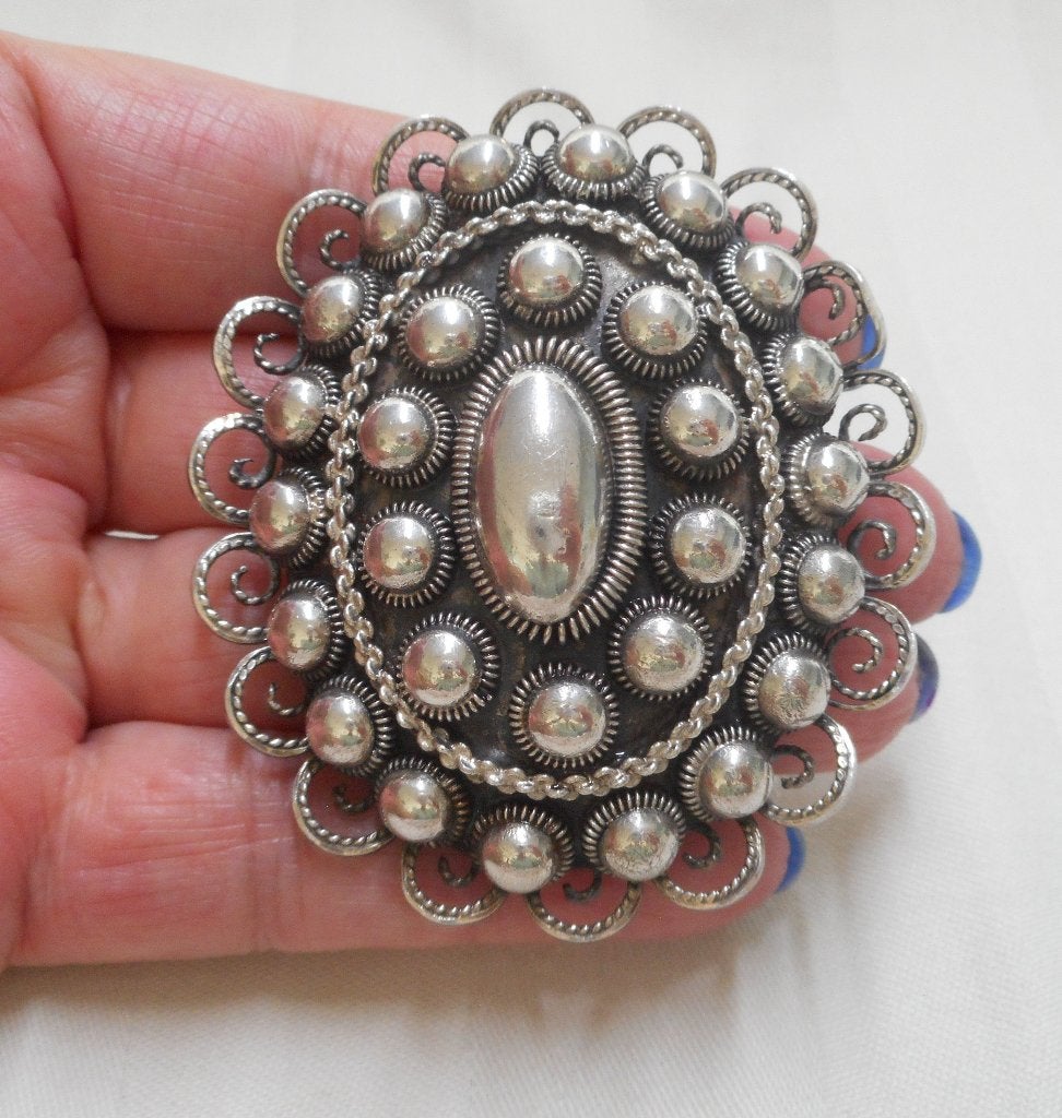 Prachtige grote zilveren ovale Zeeuwse knop broche nr.1466, 4 tot 7 cm, Verzenden, Zo goed als nieuw, Zilver