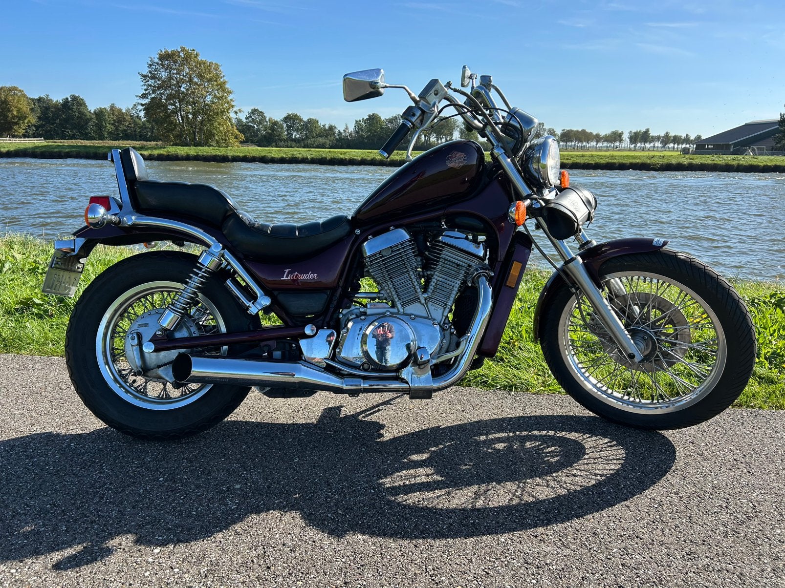 Nette Suzuki Intruder., 700 cc, 2 cilinders, Chopper, Gebruikt