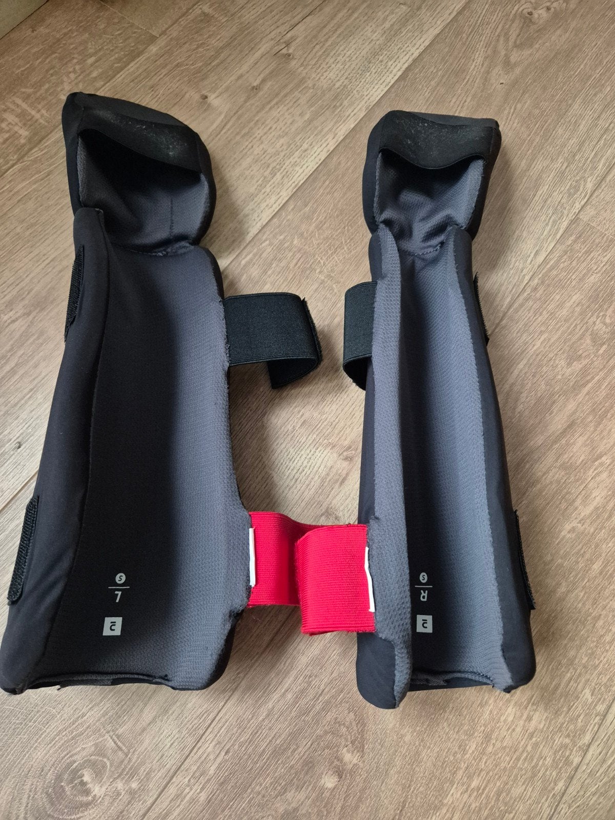 Kickboks scheenbeschermers kids - Zo goed als nieuw, Maat XS of kleiner, Ophalen, Zo goed als nieuw, Overige typen