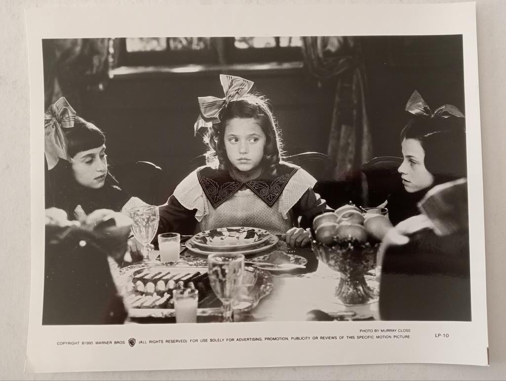 Vintage foto: Jonge meisjes aan tafel, jaren '80, Verzamelen, Foto's en Prenten, Ophalen of Verzenden, 1980 tot heden, Zo goed als nieuw