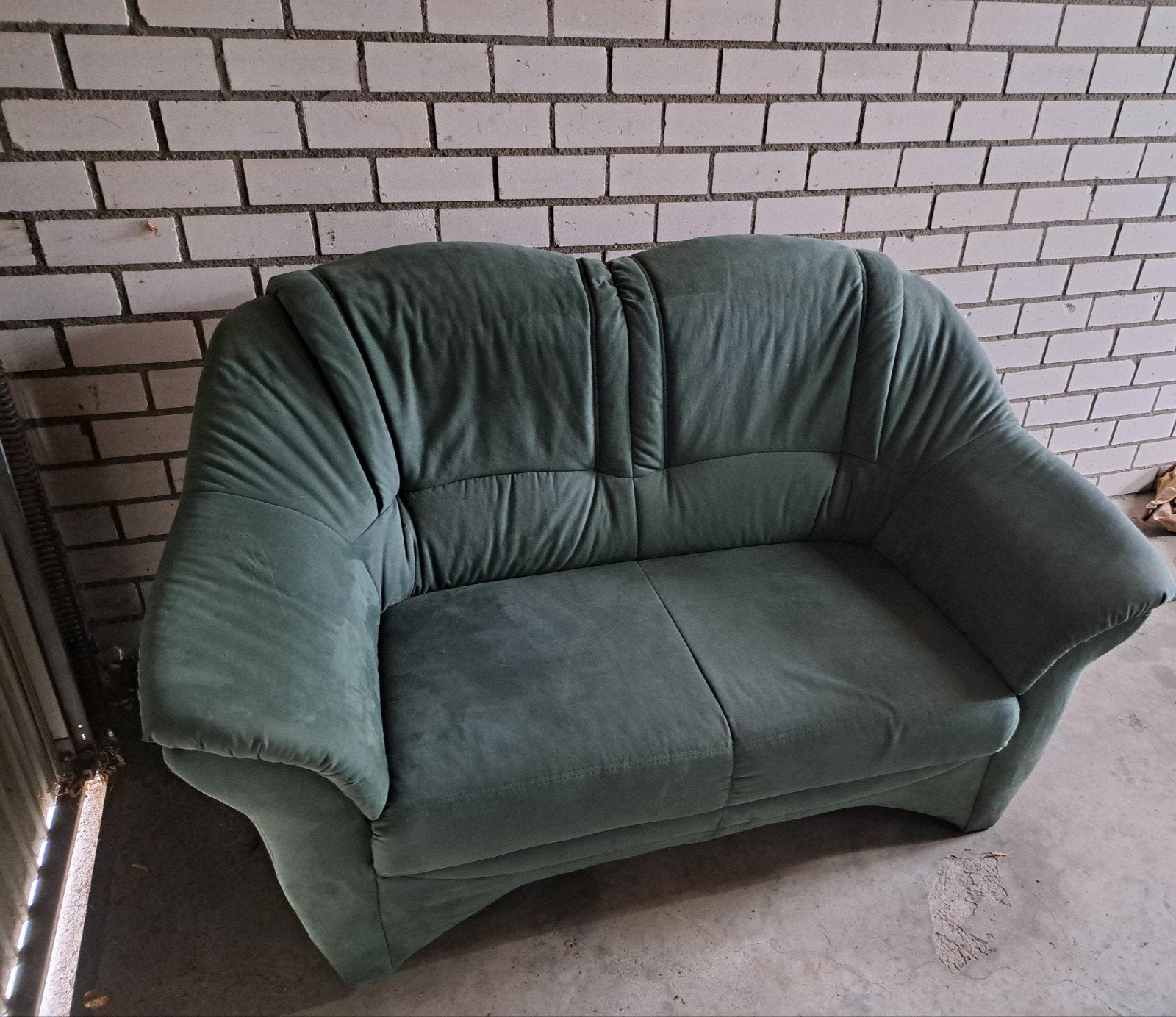 Gratis af te halen groene alcantara bank, Ophalen, Gebruikt, 75 tot 100 cm, 200 tot 250 cm