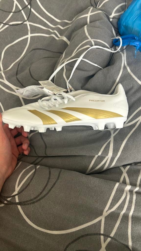 Adidas voetbalschoenen maat 48, Schoenen, Nieuw, Groter dan maat XL, Ophalen