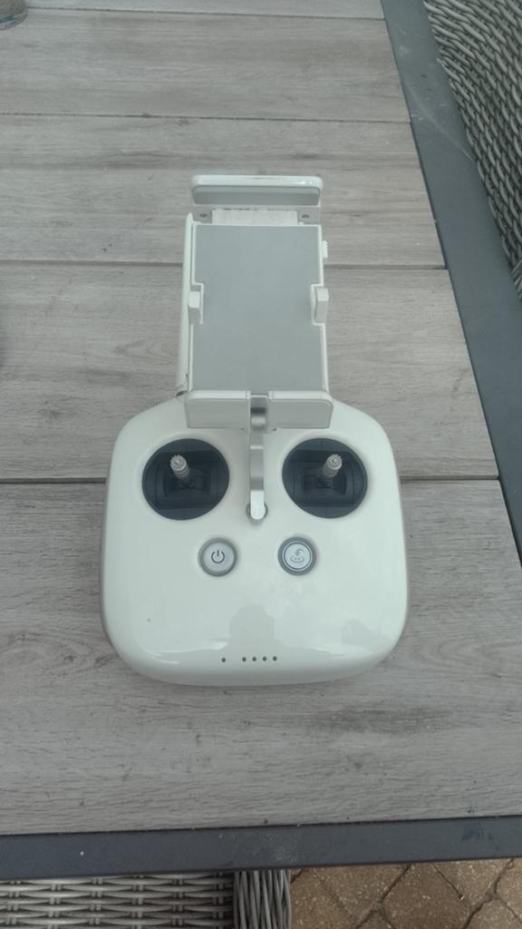 Dji Phanthom 4 pro controller zo goed als nieuw, Audio, Tv en Foto, Drones, Ophalen of Verzenden, Zo goed als nieuw, Professionele drone