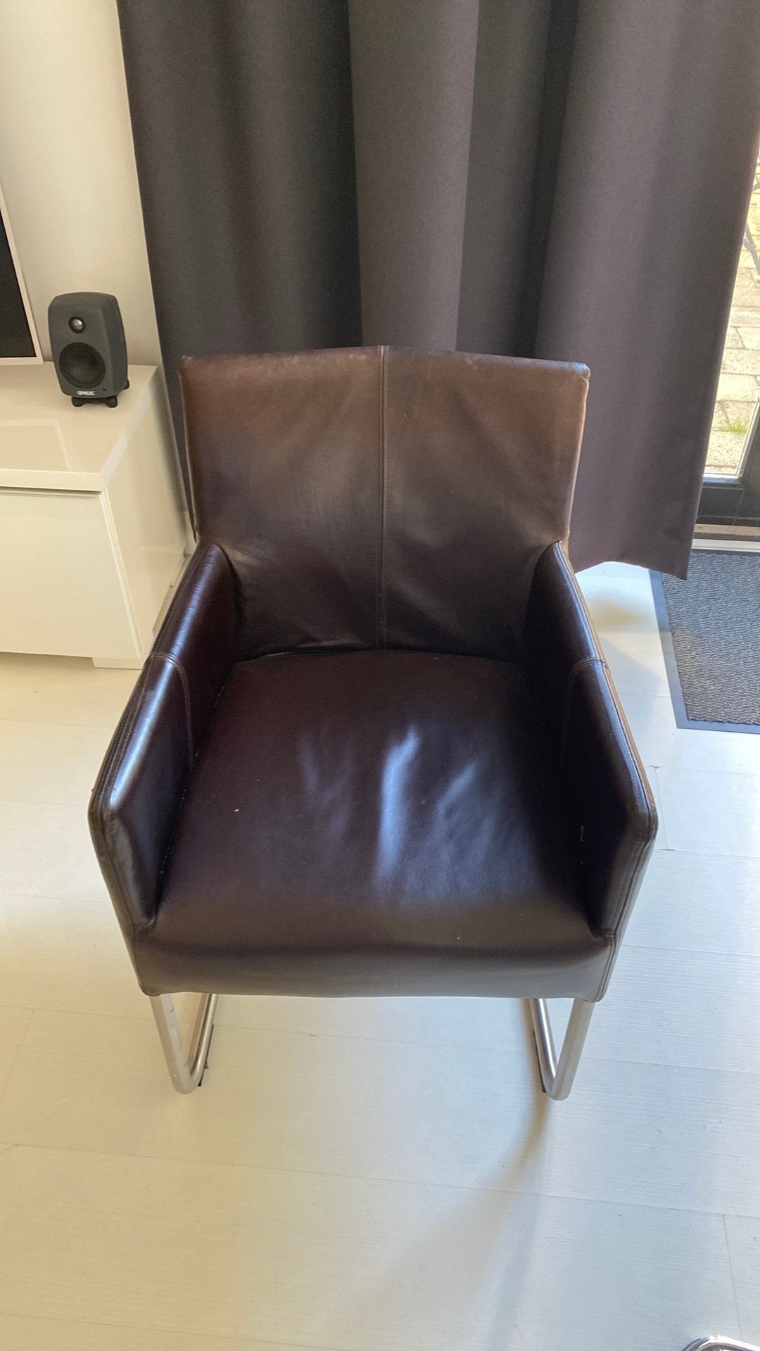 Leren stoelen, 2 stuks, bruin kalfsleer, Huis en Inrichting, Twee, Bruin, Leer, Zo goed als nieuw