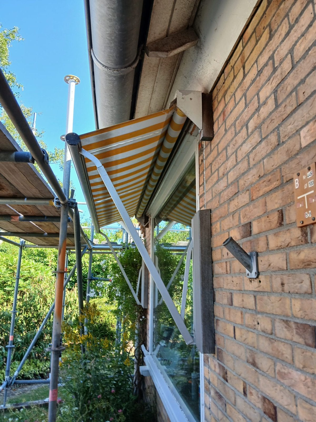 Elektrisch zonnescherm, Ophalen, Gebruikt, Elektrisch, 150 tot 300 cm
