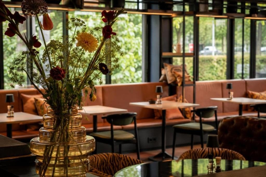 Hotel overnachting Tilburg 10 november, Twee personen, 1 overnachting
