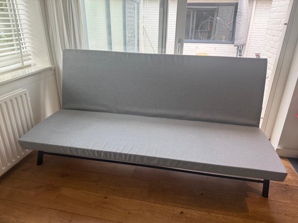 Gratis slaapbank IKEA backaby - grijs, Huis en Inrichting, Slaapkamer | Slaapbanken, Ophalen, Gebruikt, Tweepersoons, 140 cm