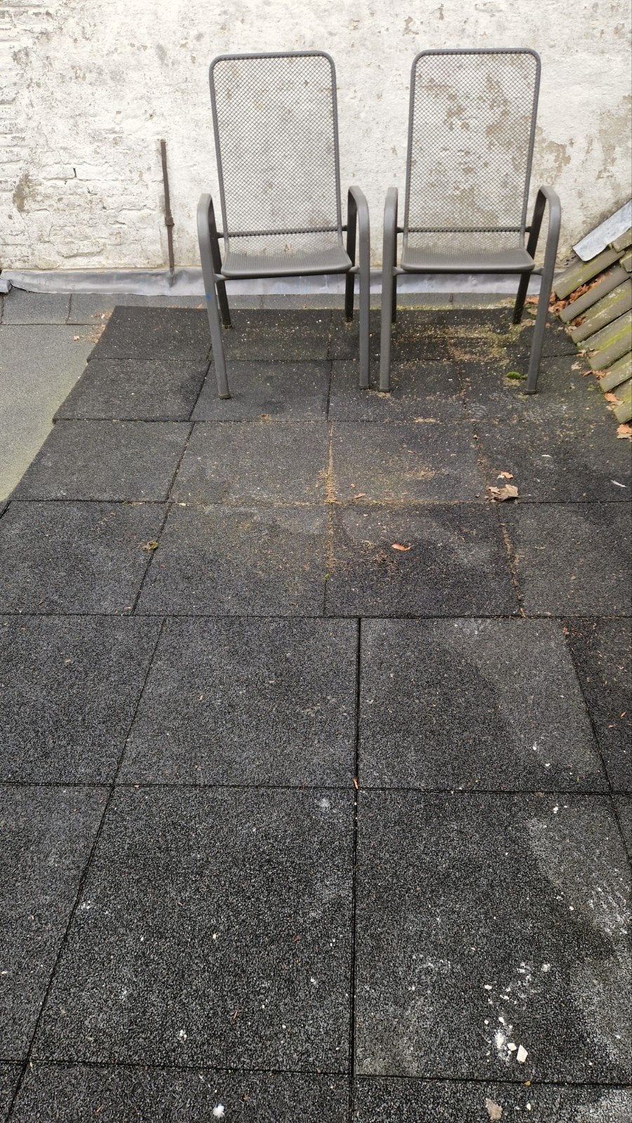37 Gebruikte rubberen matten voor terras of speelplaats, Tuin en Terras, Ophalen