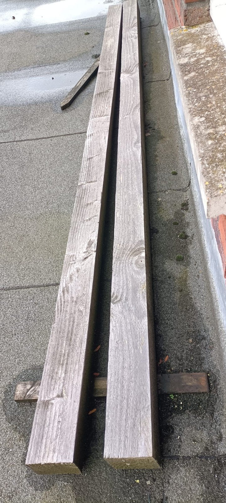 2 palen 9 cm x 3meter douglas hout, Ophalen of Verzenden, 250 cm of meer, Palen