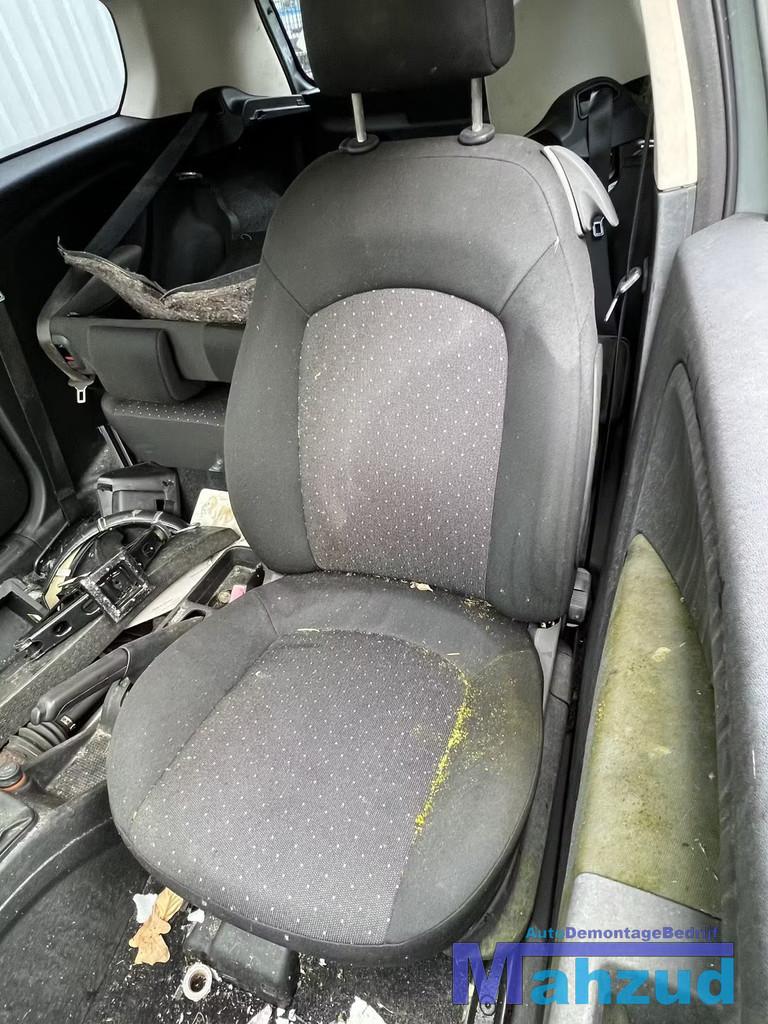 FIAT PUNTO EVO Grande 199 linker STOEL bestuurderstoel, Gebruikt, Stellantis Europe S.p.A., Ophalen of Verzenden, Info@stellantis.com