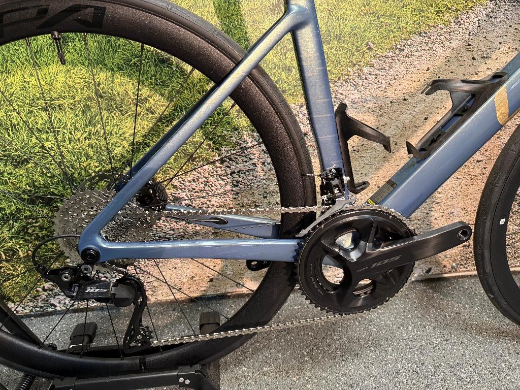 LIV EnviLiv Advanced 2 M Disc 2026 Shimano 105 2x12 € 2999,-, Ophalen, 28 inch, Carbon, Nieuw
