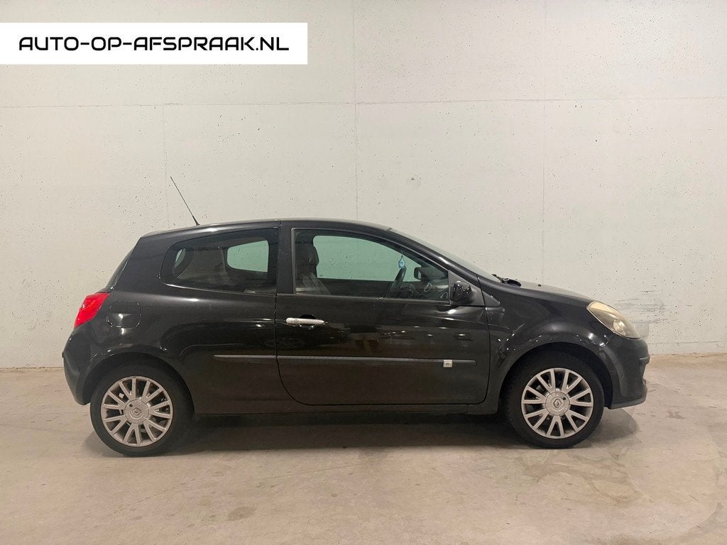 Renault Clio 1.6-16V Leer Airco Cruise Stoelv., Voorwielaandrijving, Gebruikt, 4 cilinders, Origineel Nederlands