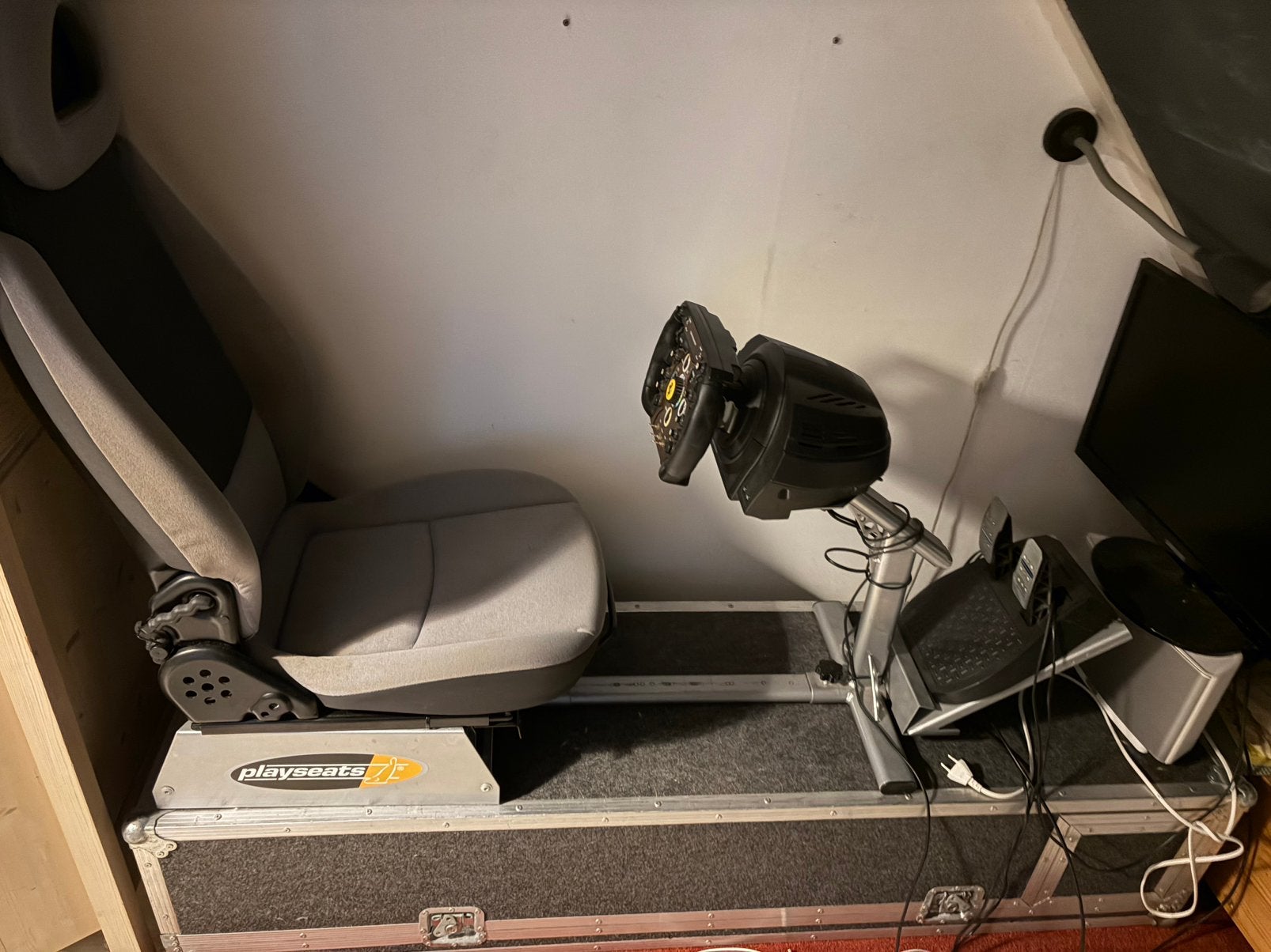 Playseat thrustmaster t300 RS met f1 add on, Ophalen, Gebruikt, 1 speler, Racen en Vliegen