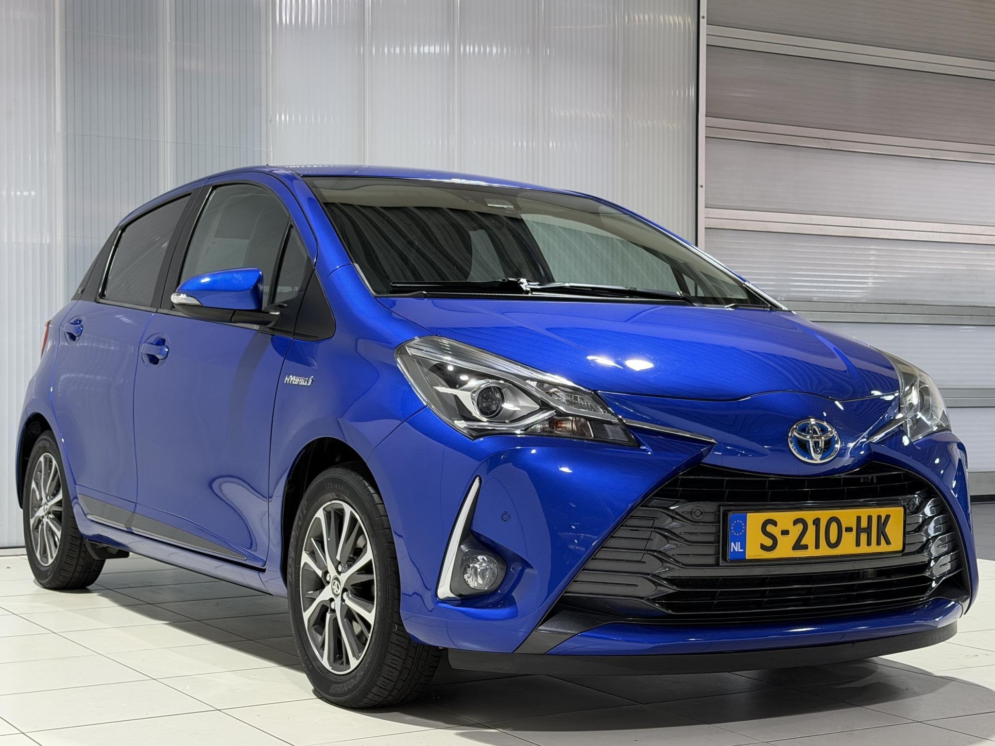 Toyota Yaris 1.5 Hybrid Dynamic | Parkeersensoren | Apple Ca, Euro 6, 4 cilinders, Blauw, Bedrijf