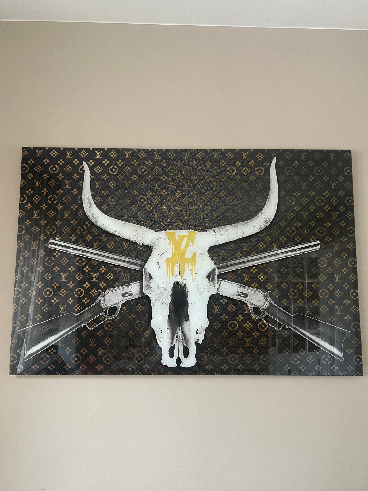 Uniek Glas Schilderij LV Stierenschedel met Geweren, Ophalen