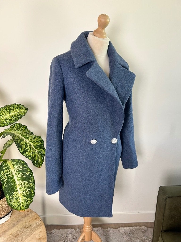 King Louie maat 38 Fluffy wollen jas blauw 20, Kleding | Dames, Maat 38/40 (M), Blauw, Ophalen of Verzenden, Zo goed als nieuw