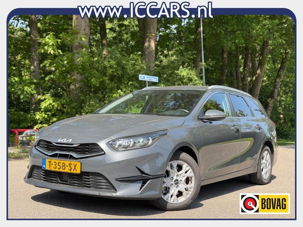 Kia CEED 1.5 T-GDI MHEV DYN+L - Autm - Incl BTW - 2023 !!!, Gebruikt, USB, 4 cilinders, 1337 kg