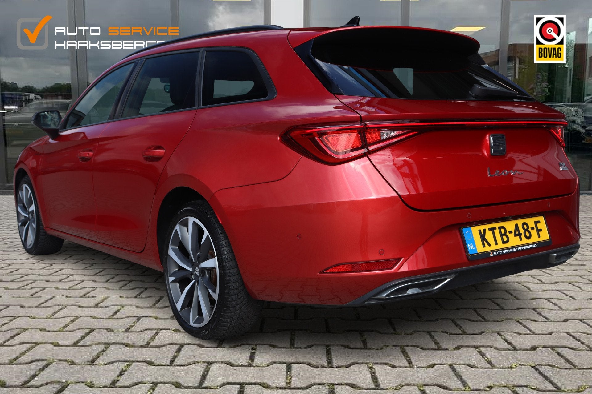SEAT Leon Sportstourer 1.4 TSI eHybrid PHEV FR | Pano | Came, Auto's, Gebruikt, 4 cilinders, Leon, Leder en Stof