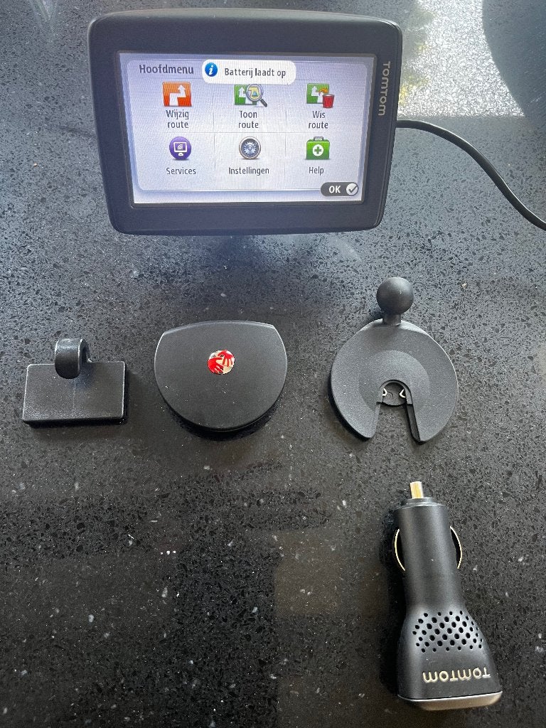 TomTom Start en bean bag dashboard mount, Ophalen of Verzenden, Zo goed als nieuw