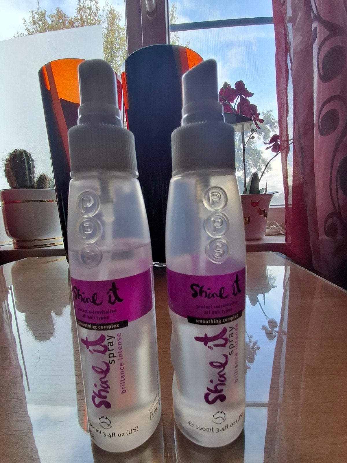 2x Shine It haarspray 100ml - gebruikt, Verzenden, Gebruikt, Gel, Wax, Haarlak of Mousse