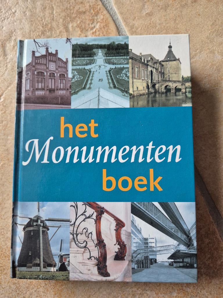 K. Loeff - Het Monumentenboek, Boeken, Ophalen of Verzenden, Zo goed als nieuw, K. Loeff