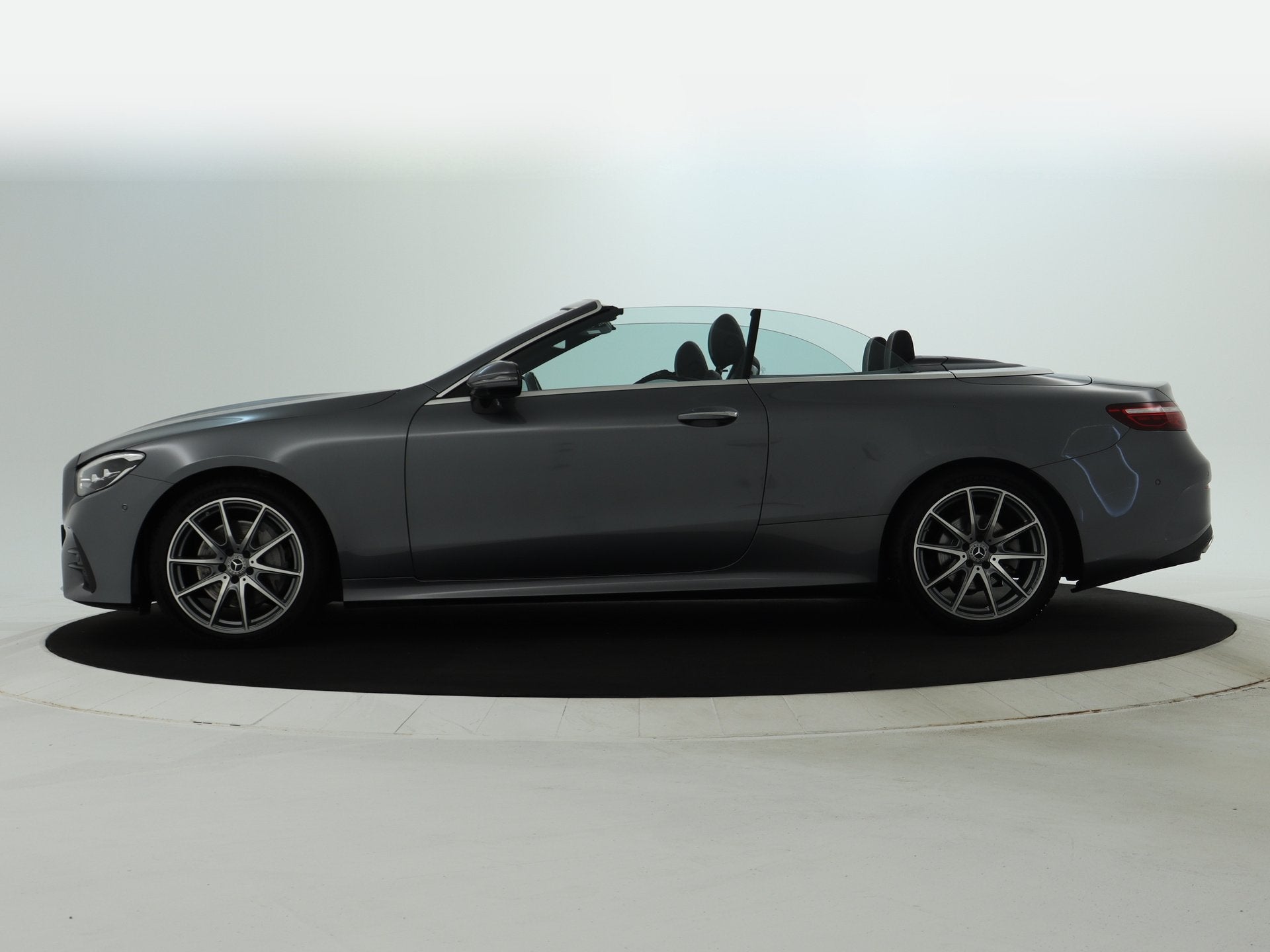 Mercedes-Benz E-Klasse Cabrio 200 AMG Line | Aircap | Airsca, Auto's, Achterwielaandrijving, 4 cilinders, Bedrijf, Hybride Elektrisch/Benzine