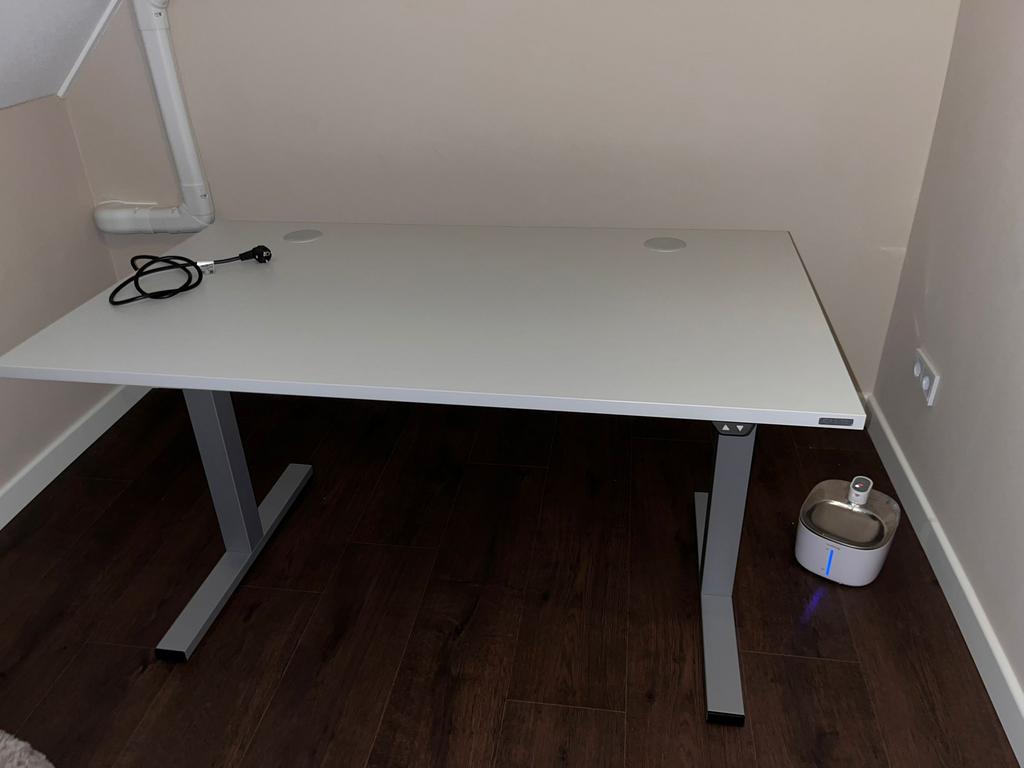 Reiss Premium Zit-Sta Bureau 140Lx80D cm, Ophalen, Zit-sta bureau, Elektrisch, Zo goed als nieuw