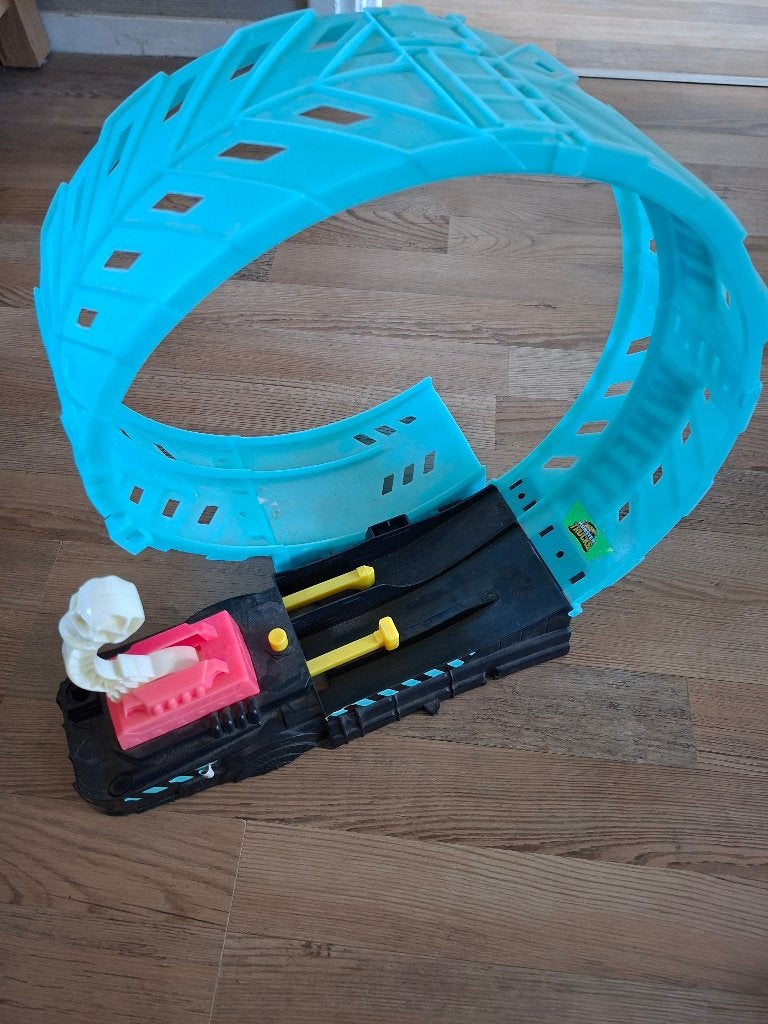 Montster truck hot wheels racebaan, Ophalen, Opwindmechanisme, Hot Wheels, Racebaan